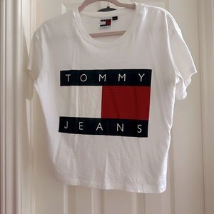 Tommy Hilfiger White Crop Tee